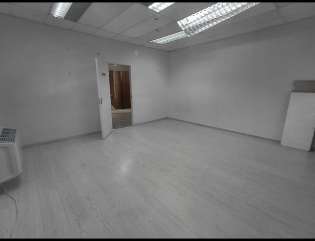 146M² OFFICE TO LET IN BRYANSTON